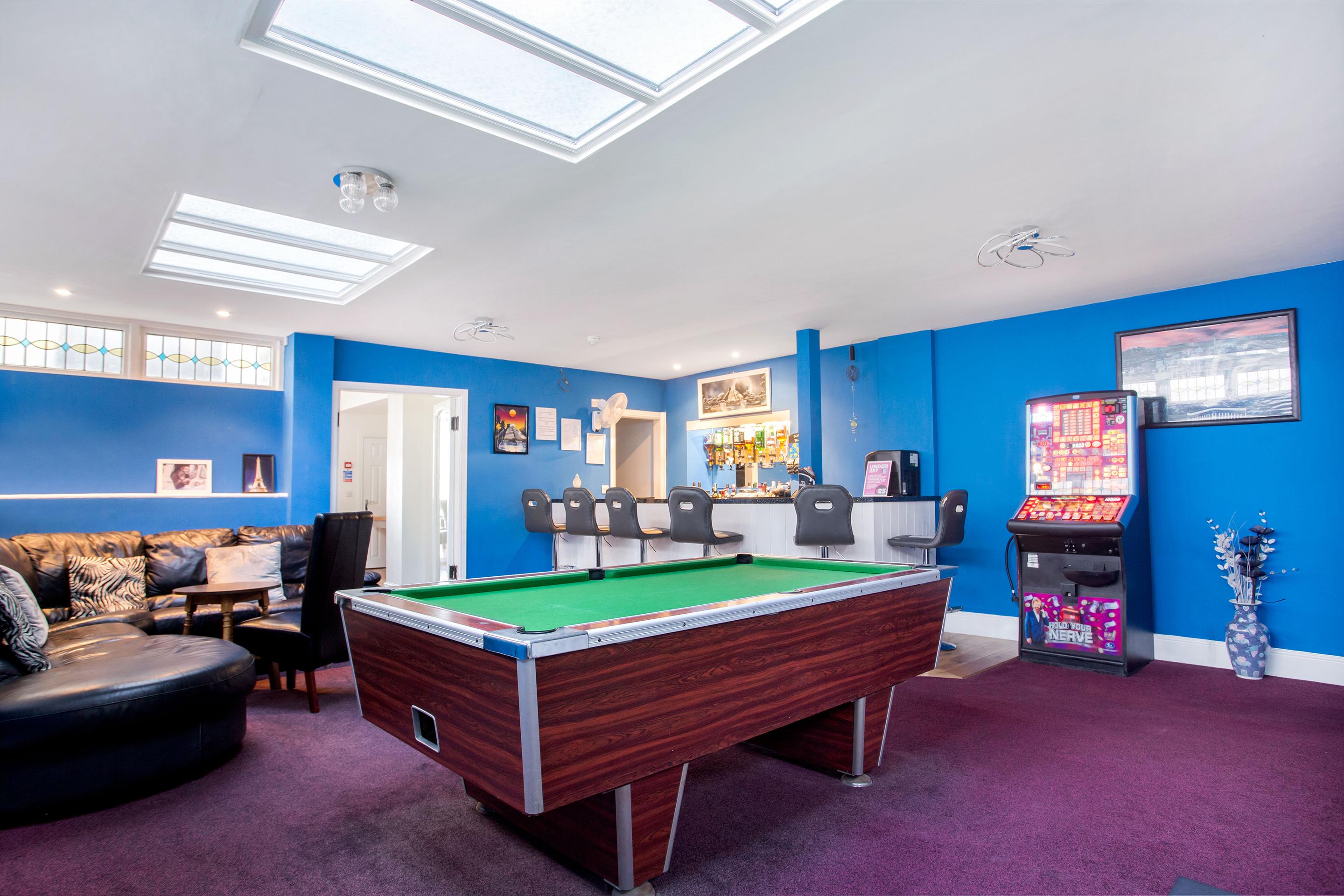 Oyo Minerva 3* Newquay (Cornwall)