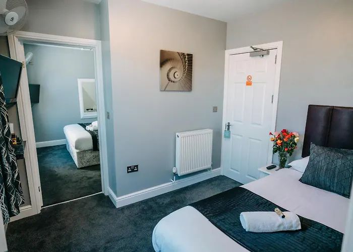 Oyo Minerva Guesthouse