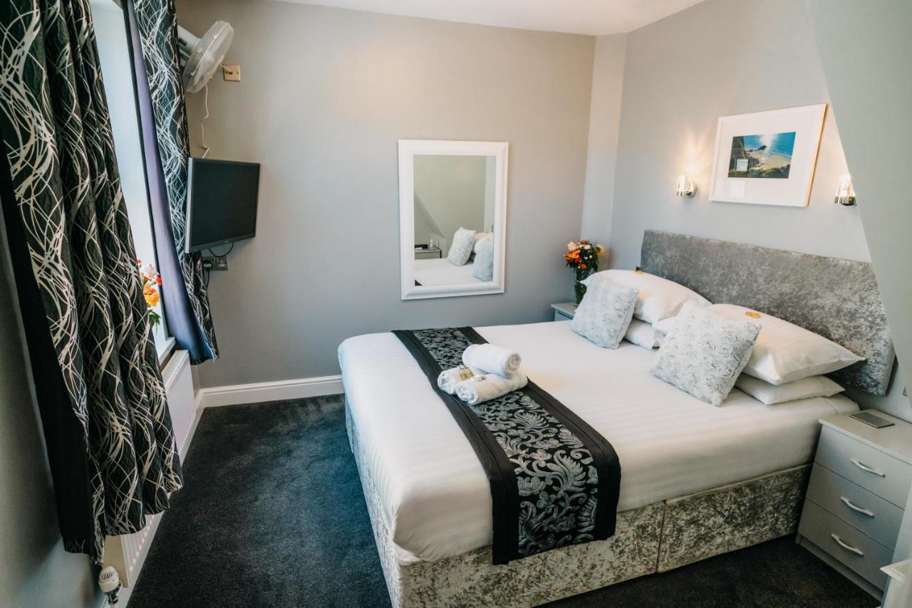 Oyo Minerva 3* Newquay (Cornwall)