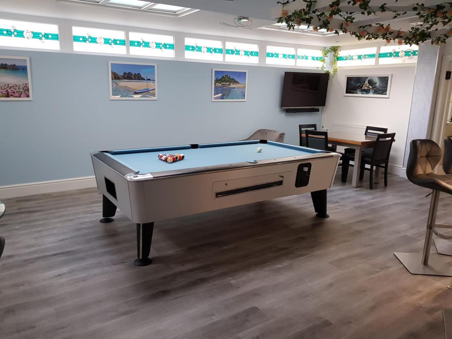 Oyo Minerva Hotel 3*
